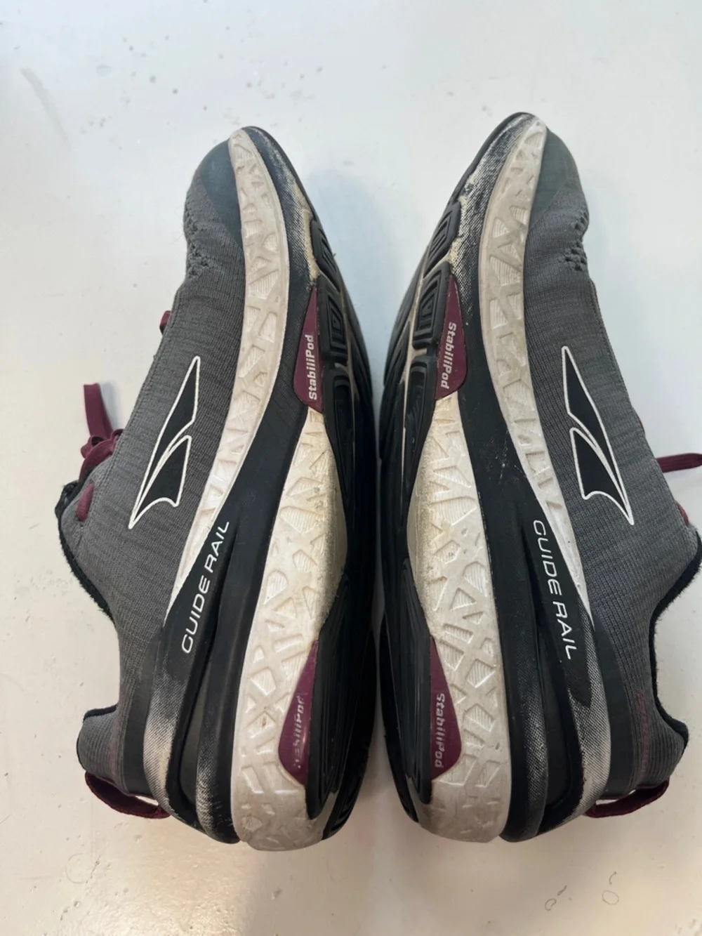 Altra Sz 7.5 Grey Guide Rail StabiliPad Athletic Running Shoes
